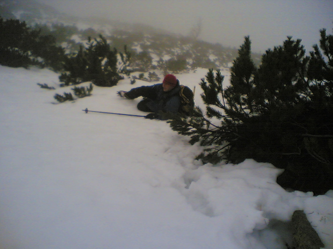 Ha h&aacute;romszor &aacute;tbucsk&aacute;zik a fej&eacute;n, kir&aacute;lyfiv&aacute; v&aacute;ltozik!